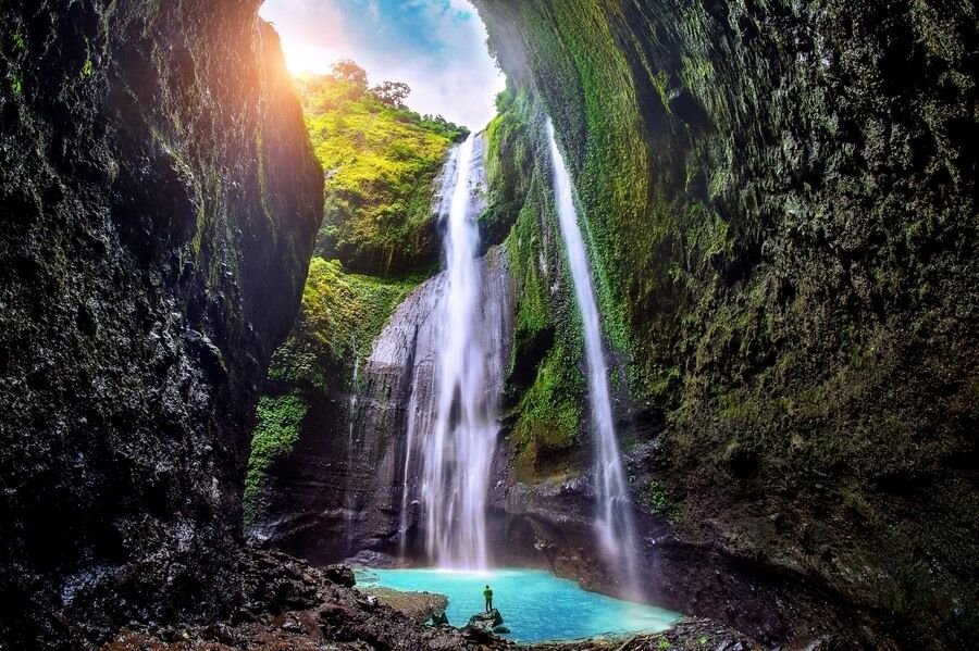 madakaripura-waterfall-is-talles